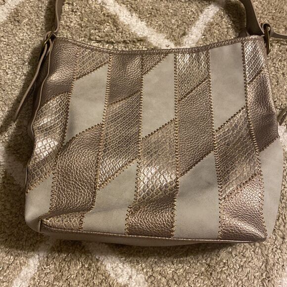 Vintage Bueno Gold Metallic and Suede Patched Shoulder Bag - Picture 5 of 9